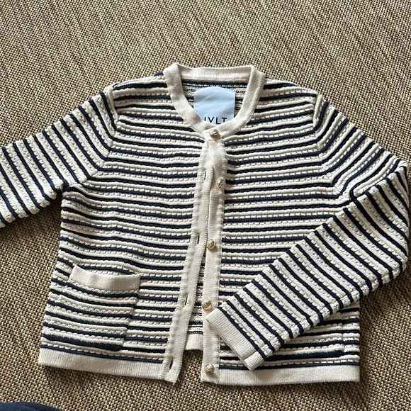 NVLT Knit Lady Jacket - Picture 9 of 9